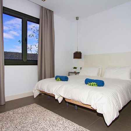 Luxury Los Mojones Villa Short Walk To Old Town Private Heated Pool Villa Los Mojones Angie Puerto Del Carmen Tías Extérieur photo