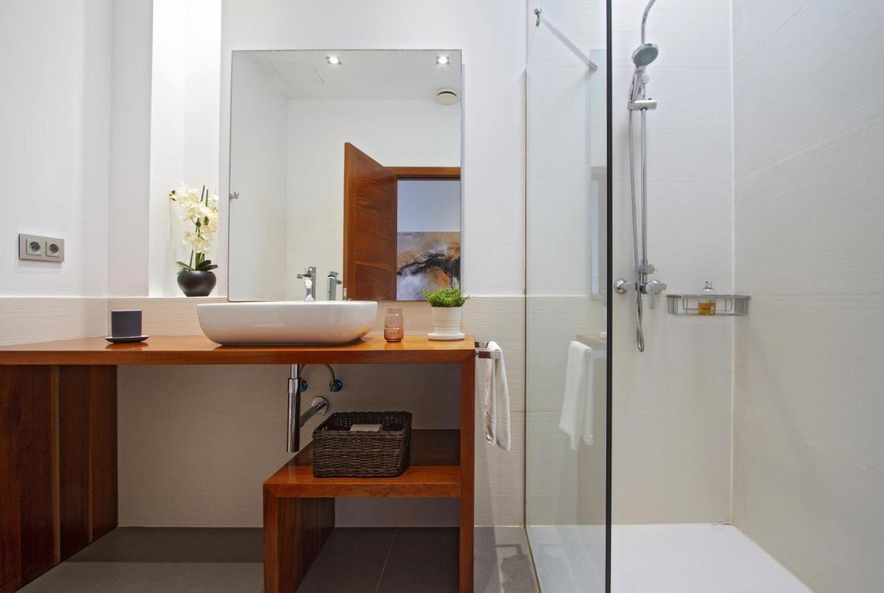 Luxury Los Mojones Villa Short Walk To Old Town Private Heated Pool Villa Los Mojones Angie Puerto Del Carmen Tías Extérieur photo